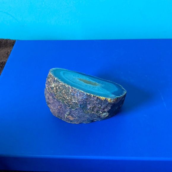 Blue Agate Geode - Picture 3 of 4